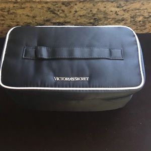 VICTORIA SECRET TRAVEL CASE POUCH 👝